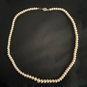 Vintage 18” Pearl Necklace